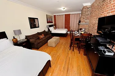 Rented by Eisenberg Exclusives