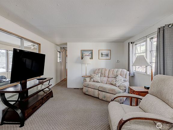 4th image of 12220 S Lake Shore Road #77