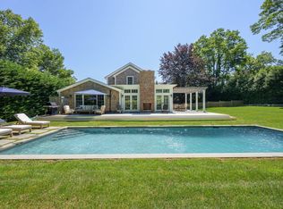 25 Oldfield Rd, Southampton, NY 11968