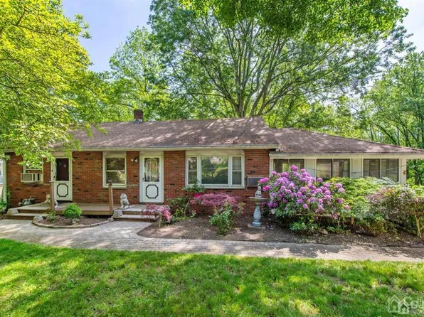 74 Hook Mountain Rd, Montville, NJ 07045