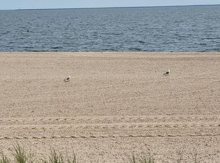 49 Peck Ave #3, West Haven, CT 06516