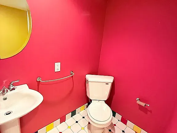 1214 Butler Ave — Photo 3