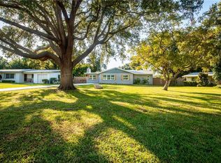 8535 Ridgewood Cir, Seminole, FL 33772