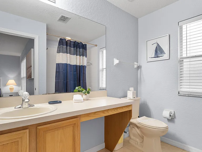Cambria Ave — Photo 15