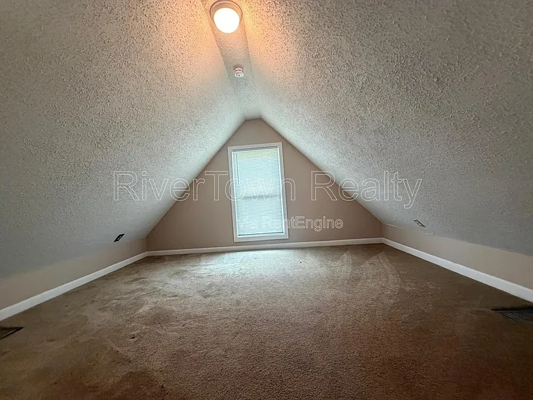 5303 Sunray Dr — Photo 12