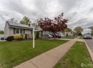 127 Remsen Ave, Avenel, NJ 07001