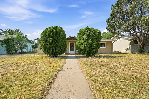 2045 Gunnison Ave Photo 1
