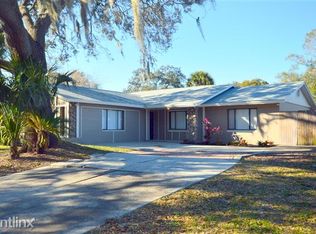 822 Crosswinds Dr, Brandon, FL 33511