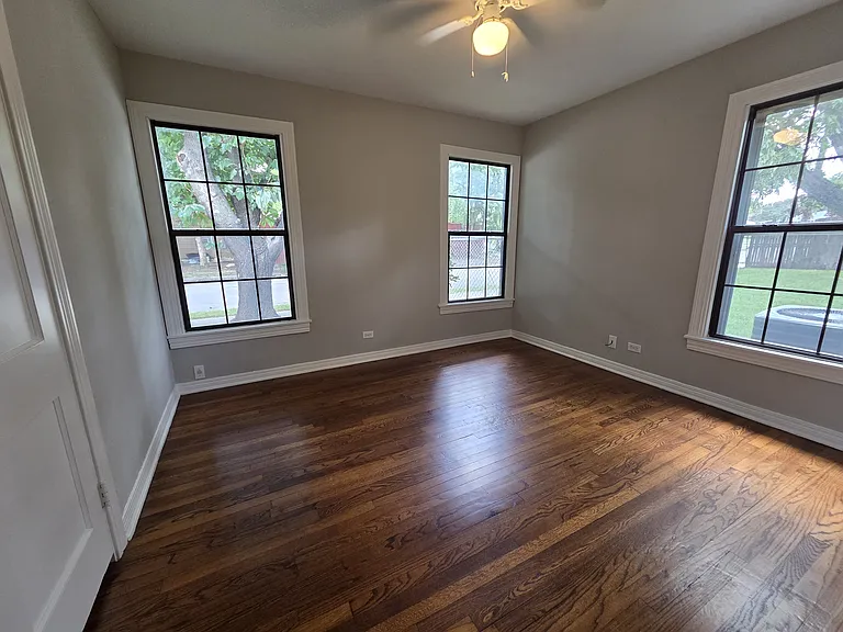 1309 Shady Ln — Photo 10