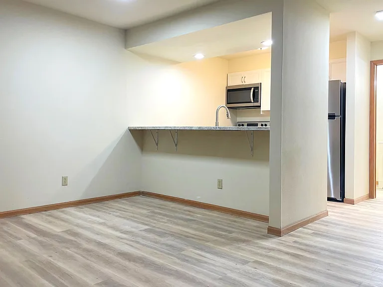 Eat-in Counter
