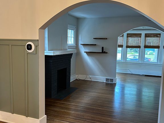 5th image of 119 McKinley Ave