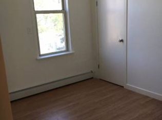 552 Grandview Ave #1, Ridgewood, NY 11385