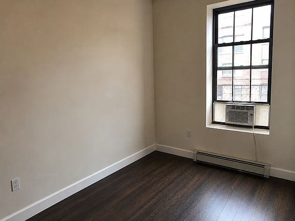 5th image of 406 Tompkins Ave APT 4F
