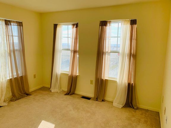 4th image of 6903 Catamaran Way #A