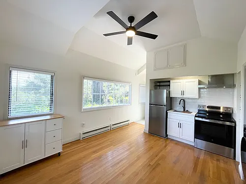 Charming 8-Unit Property in Serene Los Gatos Setting Photo 1