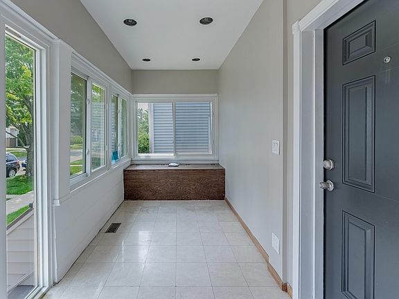 5th image of 2130 73rd Ave #1