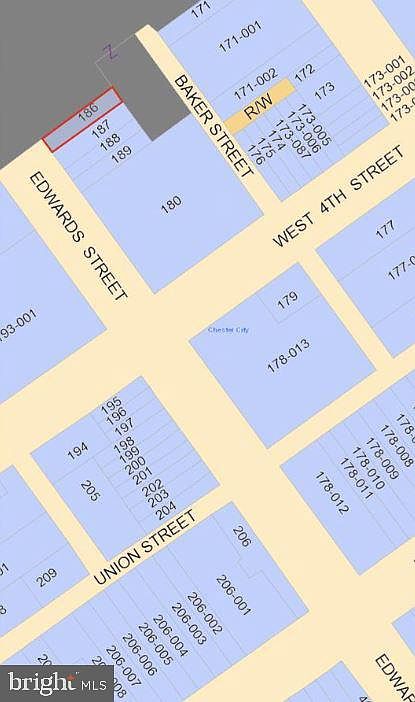 2nd image of 421 Edwards St