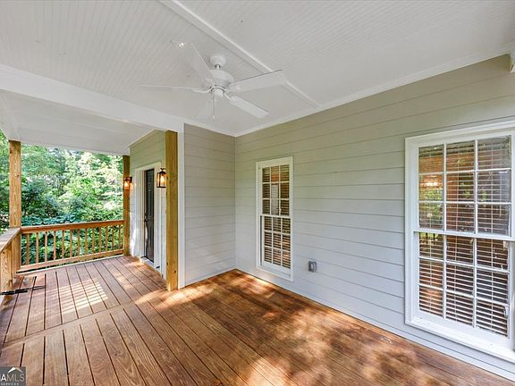 3rd image of 244 Freestone Ln