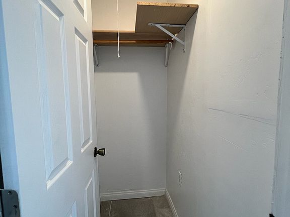 2nd image of 514 King St #B