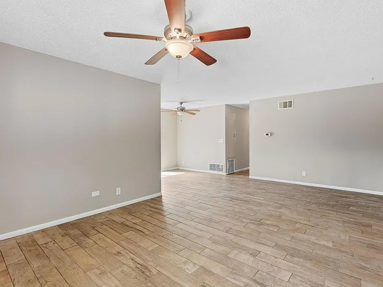 2825 College Blvd #2825 — Photo 4