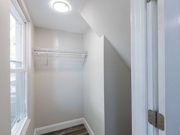 4th image of 203 Patterson St Floor 2