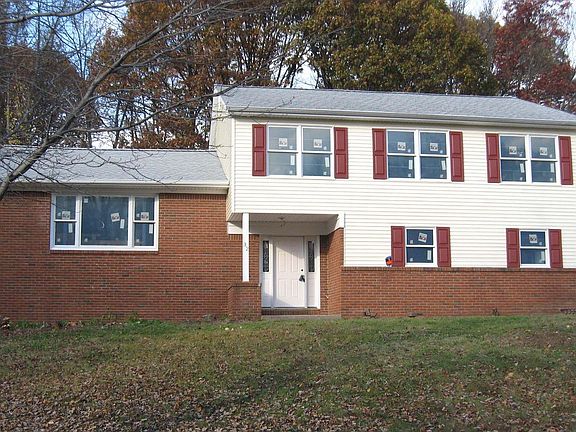 32 Winding Way, Parsippany