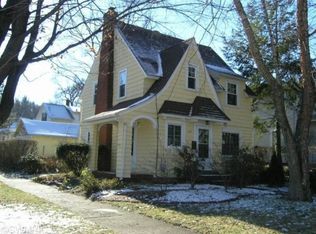 1103 W Maple St, Kalamazoo, MI 49008