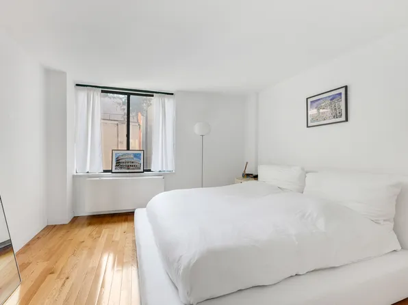 311 Greenwich Street image 9 of 16