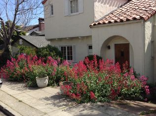 9 Agnes St, Oakland, CA 94618