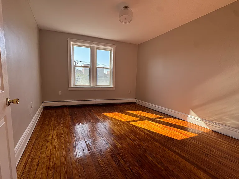 233 Fowler Ave #6 — Photo 5