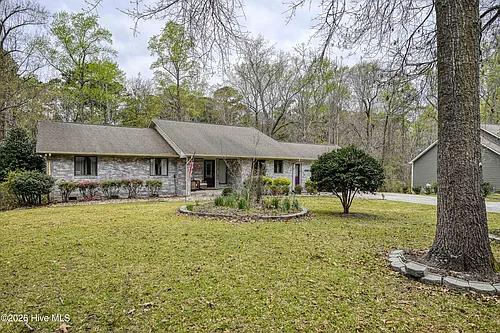 206 Ravenswood Rd Photo 1