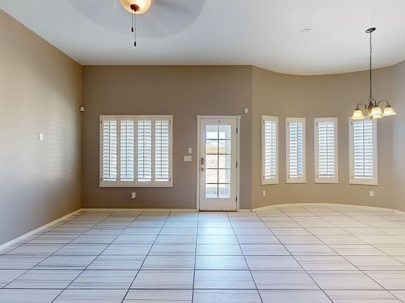 4th image of 13657 Blackburn Ave