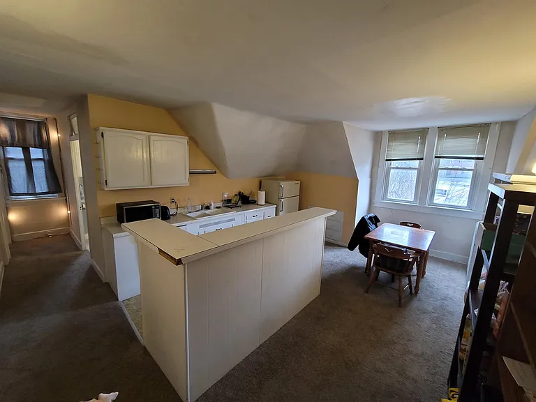 224 Loraine Ave #3 — Photo 4