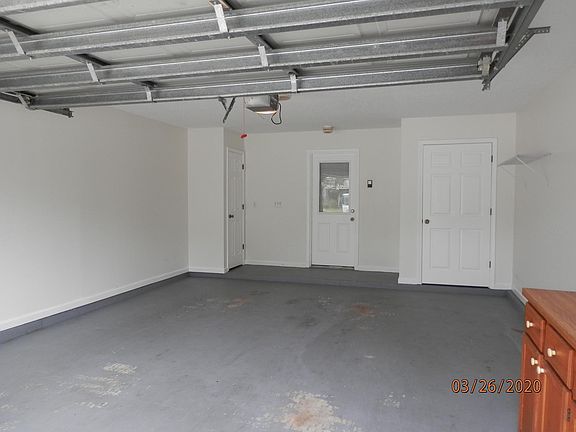 Oversize one car garage