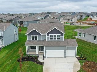 9025 SE 2nd St, Blue Springs, MO 64064