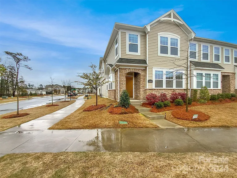11052 Chalkbark Ln — Photo 28