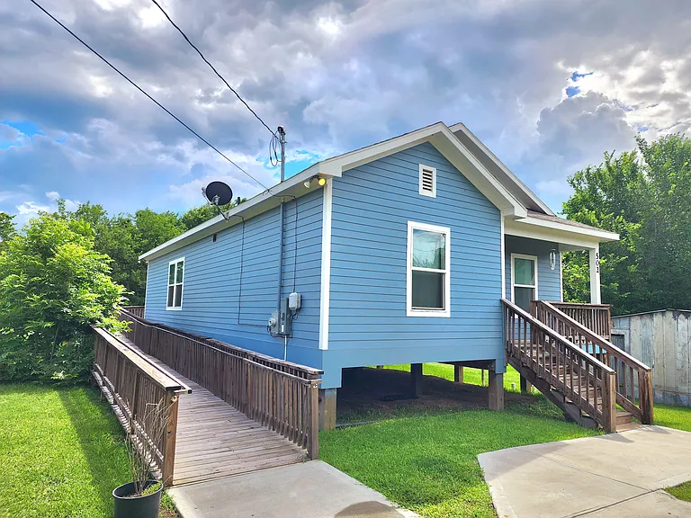 502 Migl St #B — Photo 4