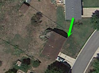 1071 Drexel Dr, Saint Charles, MO 63303