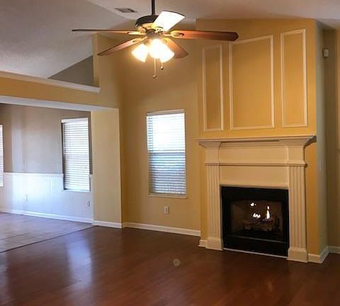 4th image of 1655 Arborwood Dr