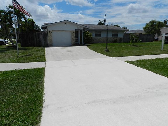 3rd image of 3151 Pinehurst Drive