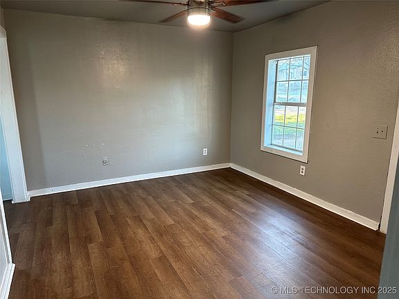 3rd image of 2390 Texas St