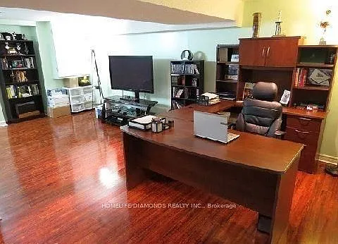 40 Harley Dr — Photo 13