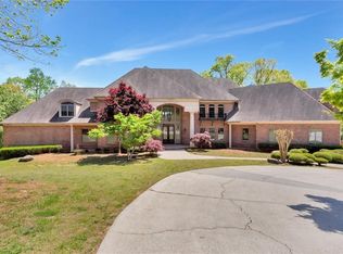 1481 Jones Rd, Roswell, GA 30075