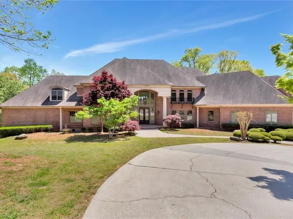 1481 Jones Rd, Roswell, GA 30075