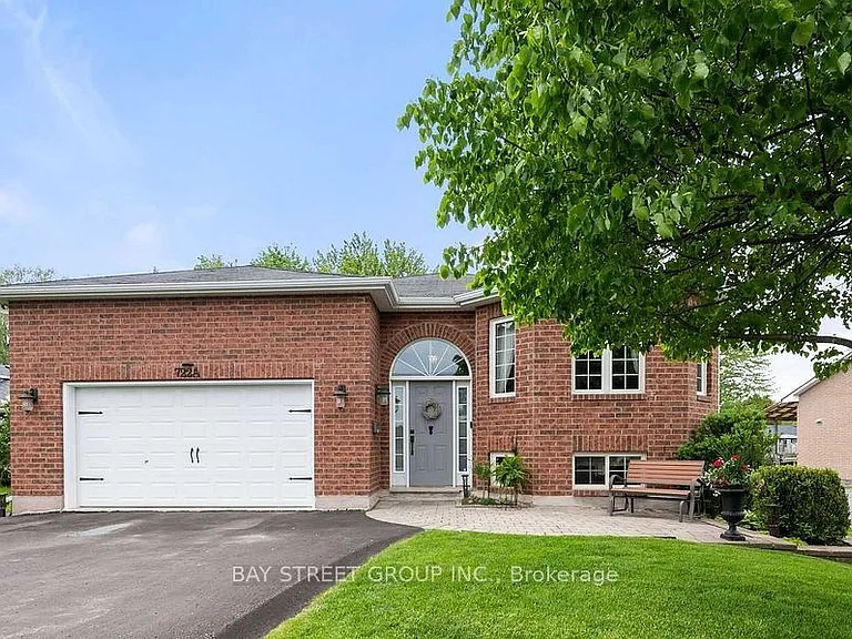 722 A Lake Dr S — Photo 1