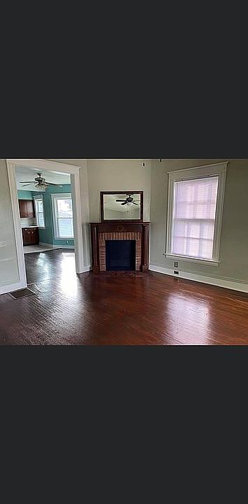 2nd image of 600 Perine St