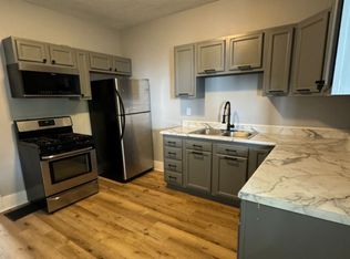 613 S Main St, Mishawaka, IN 46544