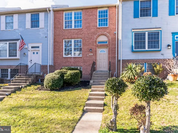 304 Barksdale Pl, Stafford, VA 22554