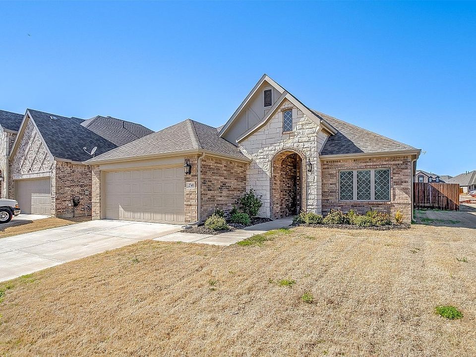 2740 Livia Irene St, Burleson, TX 76028 Zillow
