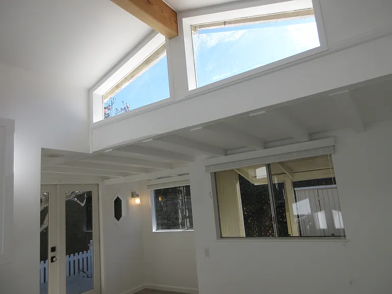 San Leandro Ln — Photo 7